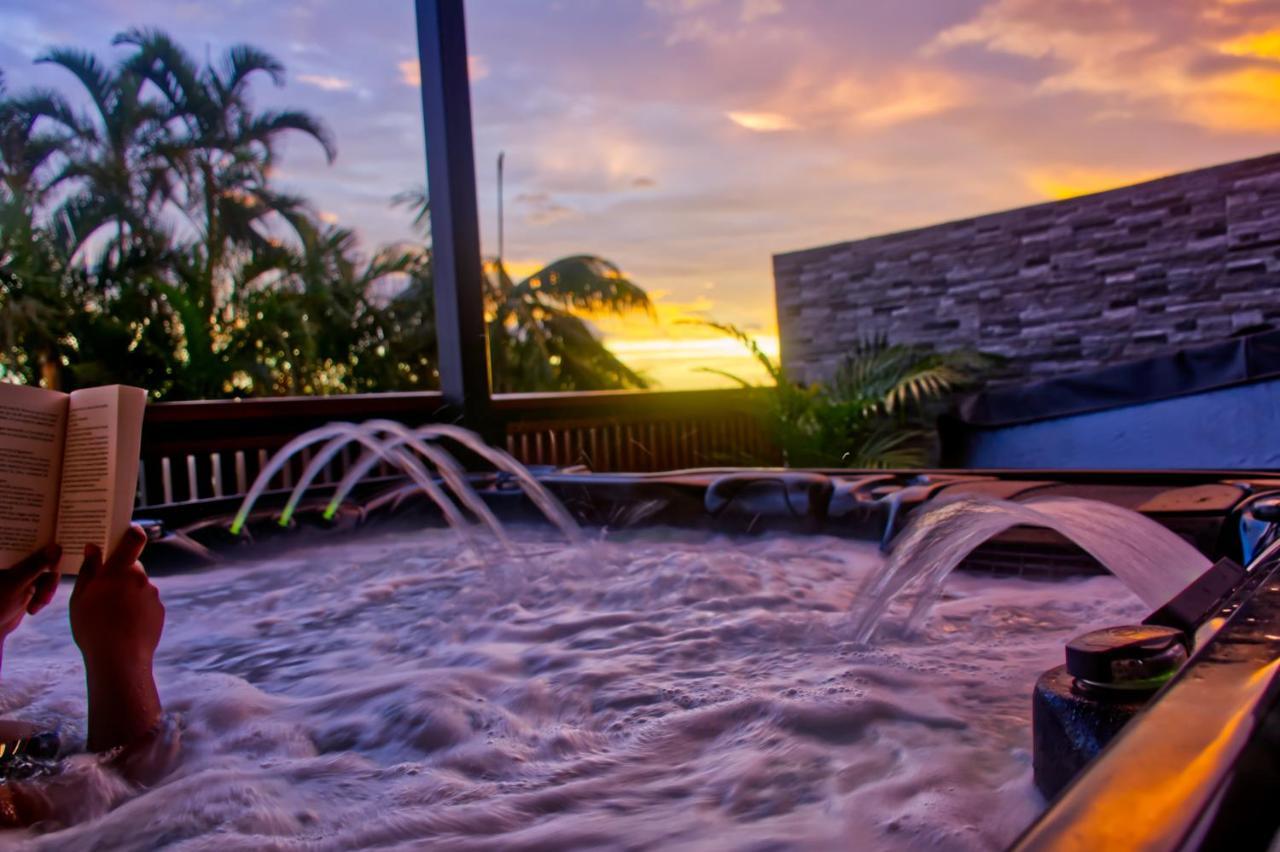 Ka Hema - Maison Entiere Avec Jacuzzi Et Vue Sur Mer Saint-Joseph Exteriér fotografie